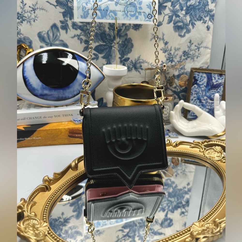 🆕 CHIARA FERRAGNI 🧿 BNIB Eyelike Motif Chain Linked Wallet - Black - WOC - Picture 4 of 16